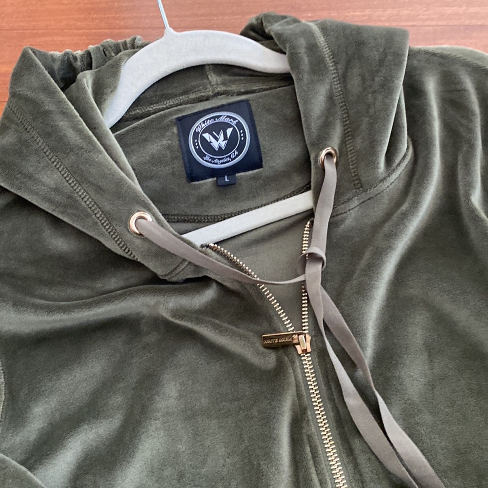White Mark 2 Piece Womens Plush Green Zip Tracksuit Sz L Velour Soft LIKE NEW - Picture 5 of 17